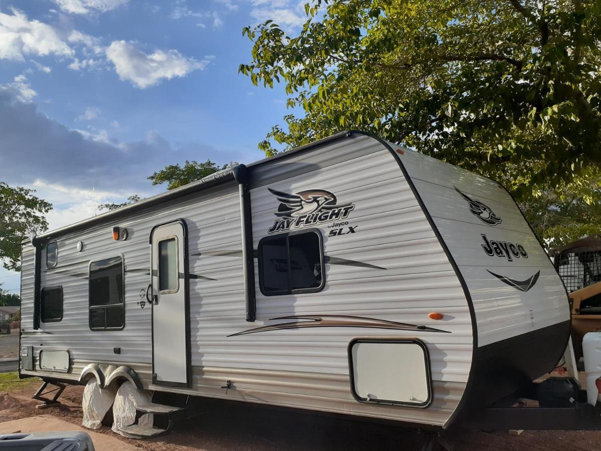 2017 Camper Located At The St. George Rv Park! Hotel ภายนอก รูปภาพ